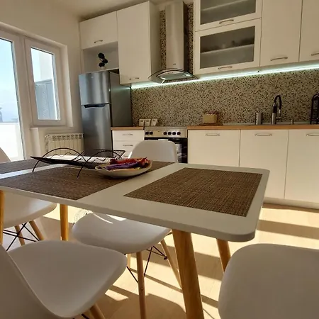Appartement Mina Modern & Cozy Main Square Gtc